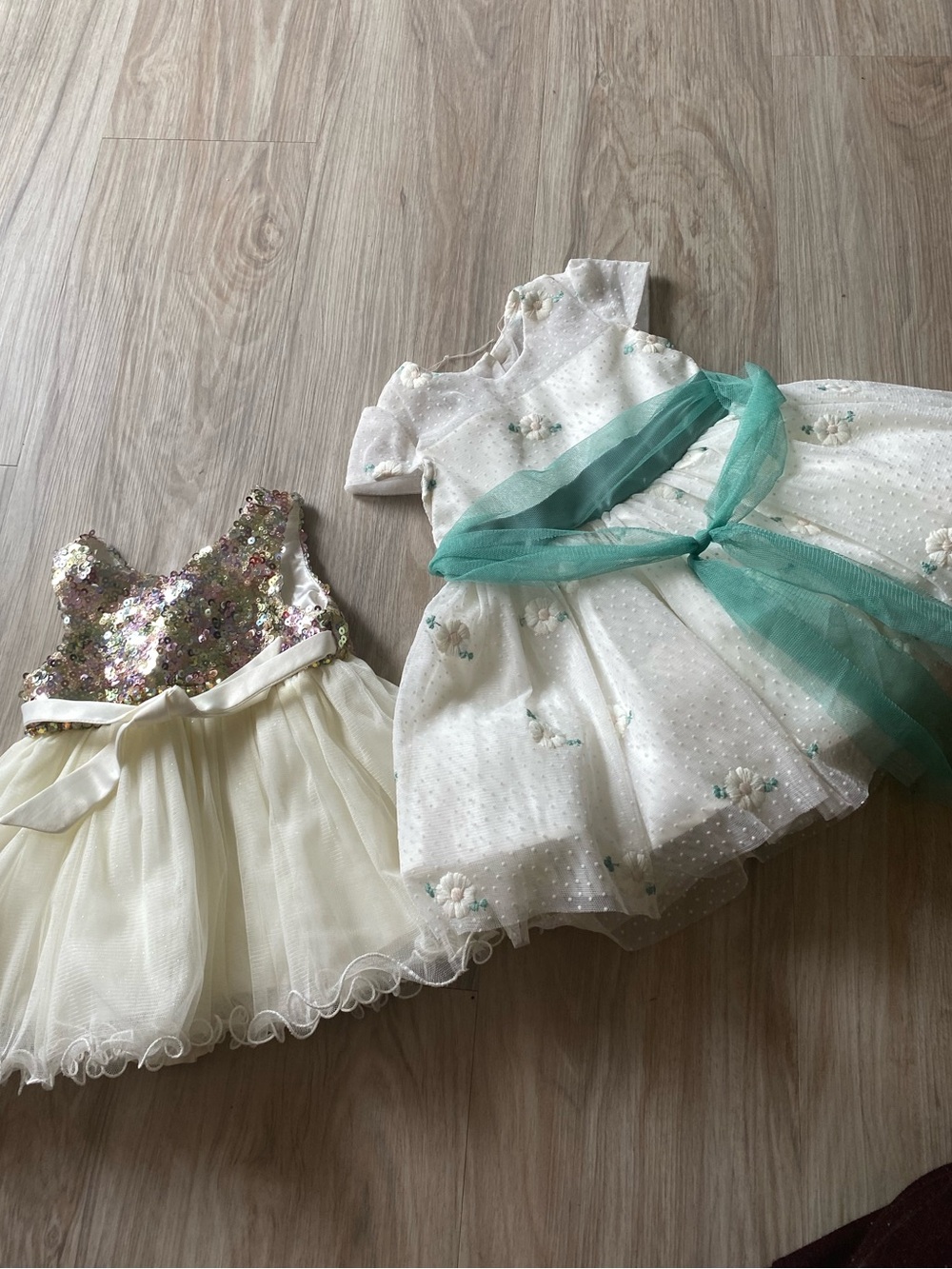 Baby girl formal dress 0-3 and 6 months